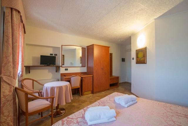 Albergo Giardino Sannazzaro de' Burgondi 외부 사진